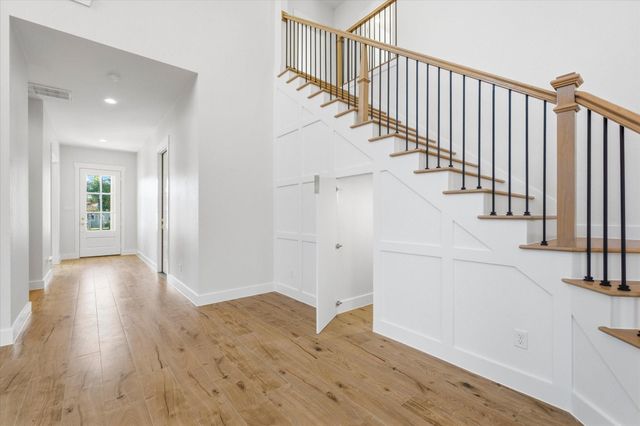 114 S Carroll Street, La Porte, TX 77571