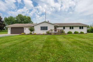 13639 S Three Oaks Road, Sawyer, MI 49125