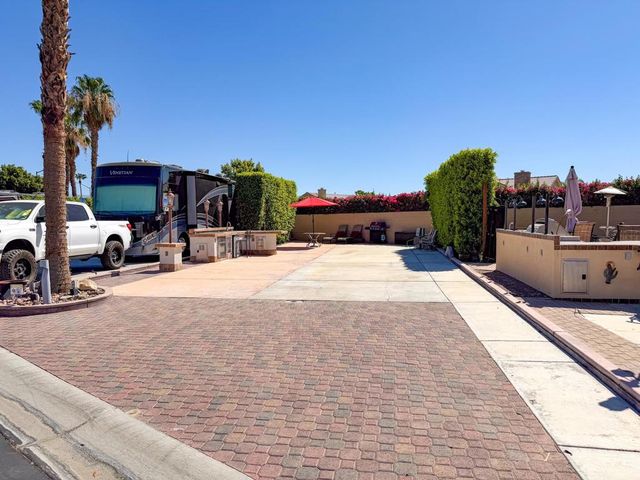 80394 Ave 48 70, Indio, CA 92201