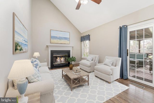 13172 LADYBANK LN, Herndon, VA 20171