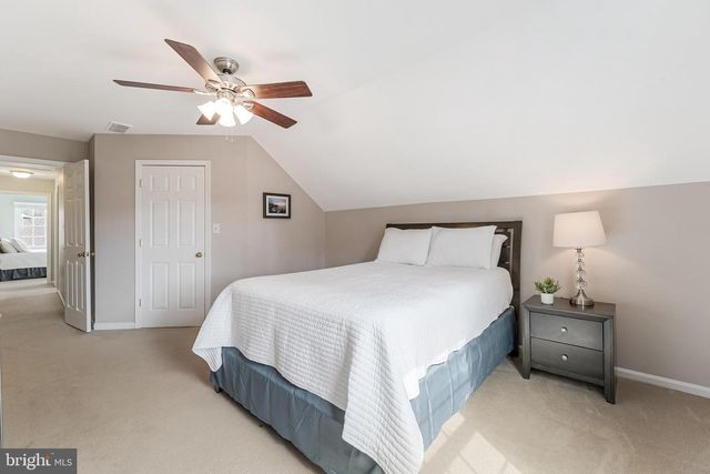 13172 LADYBANK LN, Herndon, VA 20171