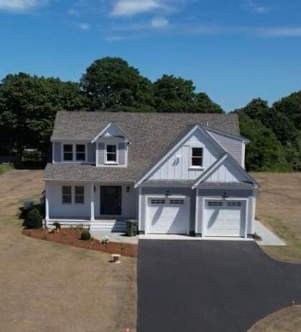 72 Old Bayberry Lane, East Falmouth, MA 02536