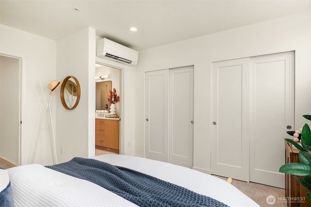 944 NW 54th Street, Seattle, WA 98107