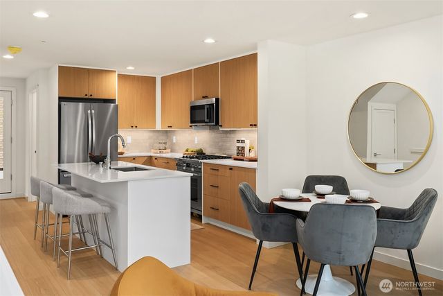 944 NW 54th Street, Seattle, WA 98107