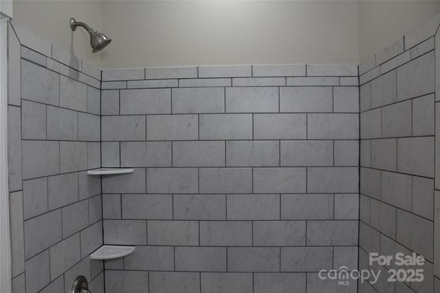 129 Brentwood Road, Morganton, NC 28655