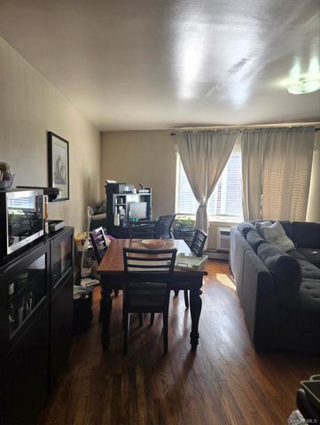 1011 Boston Road, Bronx, NY 10456