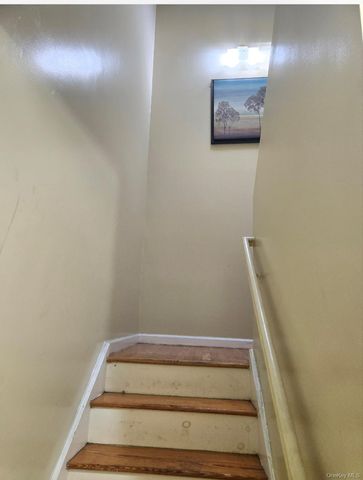 1011 Boston Road, Bronx, NY 10456