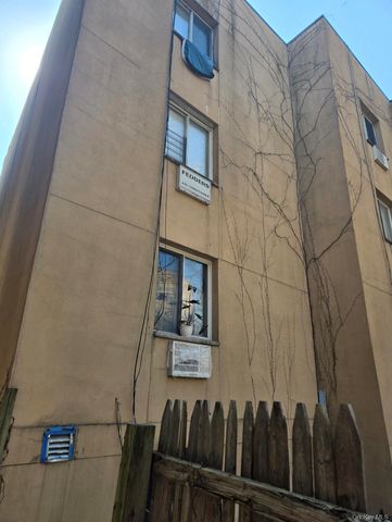 1011 Boston Road, Bronx, NY 10456