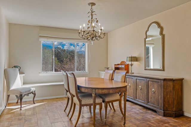 1041 Mansion Ridge Road, Santa Fe, NM 87501
