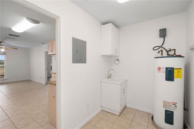 6255 Grady Dunn Road W, Wilmer, AL 36587