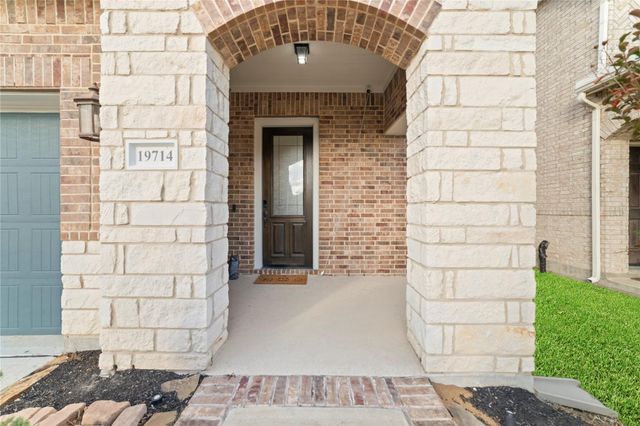 19714 Shinnery Ridge Court, Cypress, TX 77433