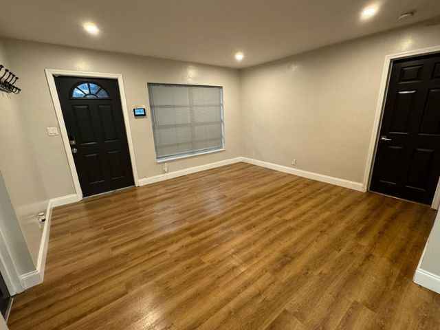 5141 NE 4th Avenue, Fort Lauderdale, FL 33334