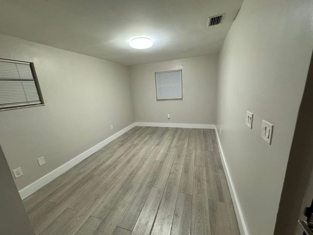 5141 NE 4th Avenue, Fort Lauderdale, FL 33334