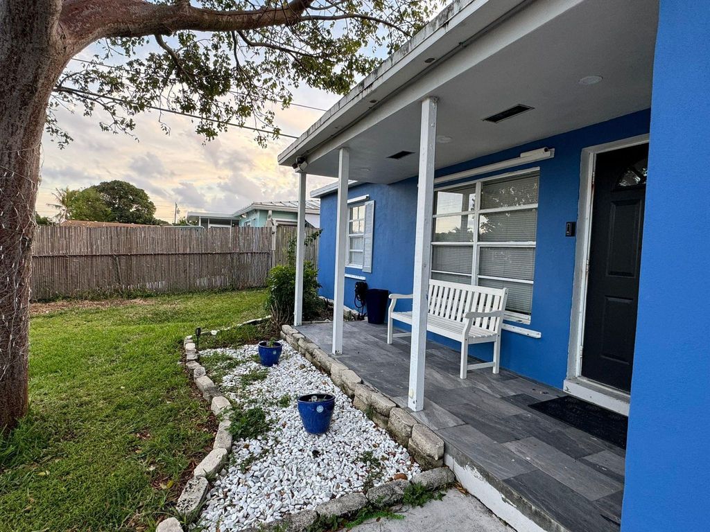 5141 NE 4th Avenue, Fort Lauderdale, FL 33334