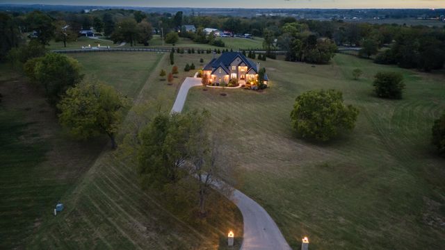 980 Chandamere Way, Nicholasville, KY 40356