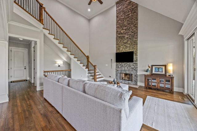 980 Chandamere Way, Nicholasville, KY 40356