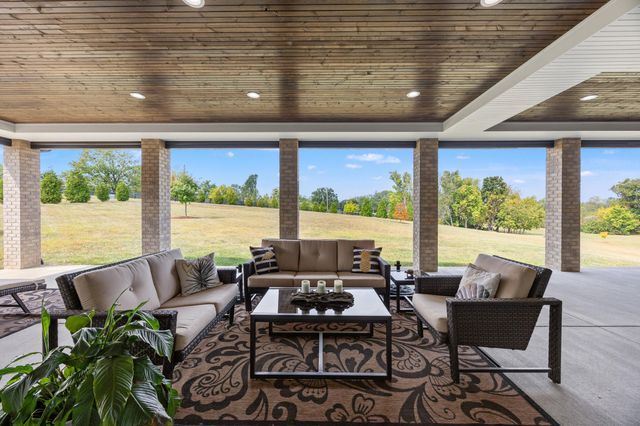 980 Chandamere Way, Nicholasville, KY 40356