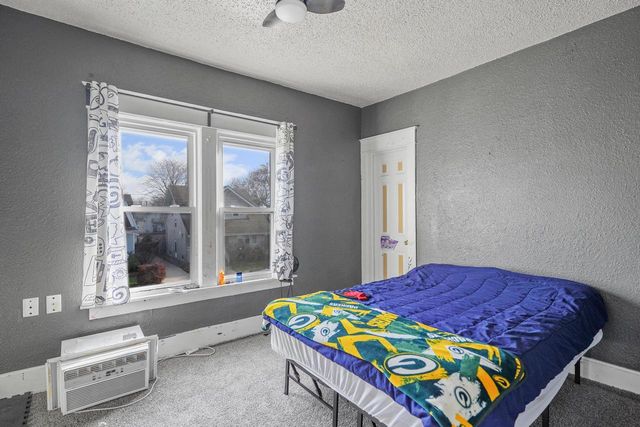 6606 21st AVENUE, Kenosha, WI 53143