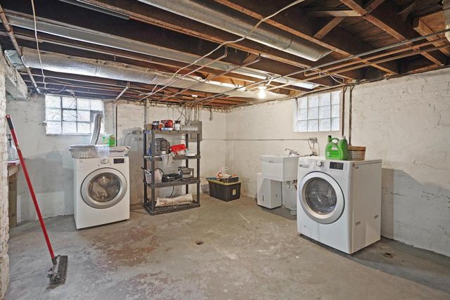 6606 21st AVENUE, Kenosha, WI 53143