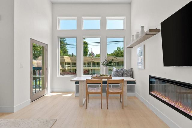 413 Capitola Avenue, Capitola, CA 95010