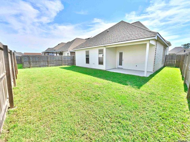 17065 White Ibis Ave, Prairieville, LA 70769