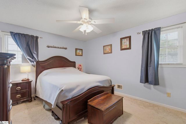 115 Northgate Circle, Boiling Springs, SC 29316