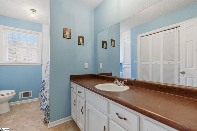 115 Northgate Circle, Boiling Springs, SC 29316