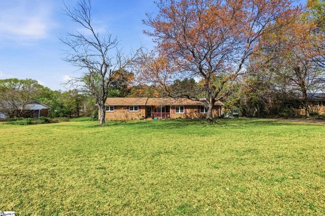 115 Northgate Circle, Boiling Springs, SC 29316