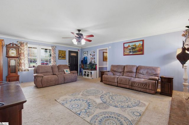 115 Northgate Circle, Boiling Springs, SC 29316