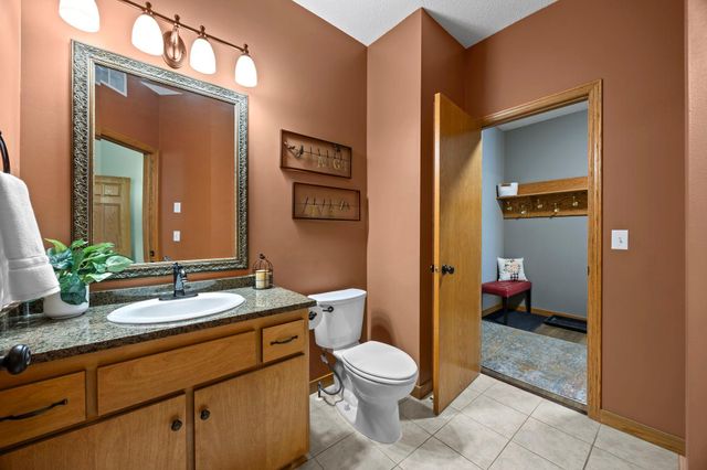 1669 Lakeland Circle, Centerville, MN 55038