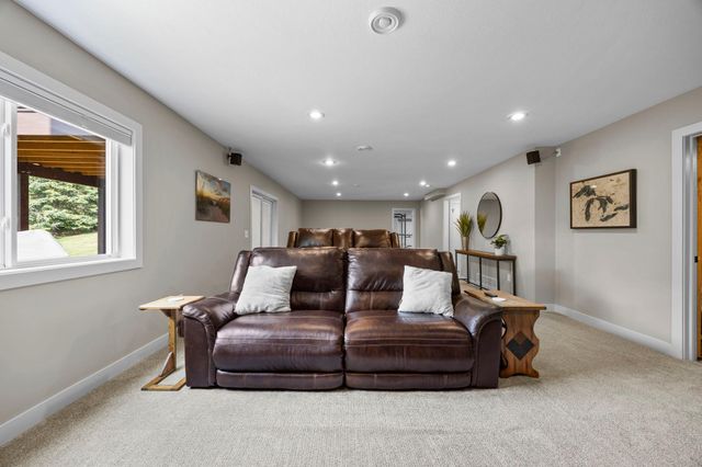 1669 Lakeland Circle, Centerville, MN 55038