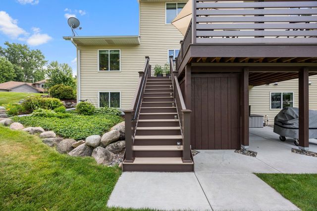 1669 Lakeland Circle, Centerville, MN 55038