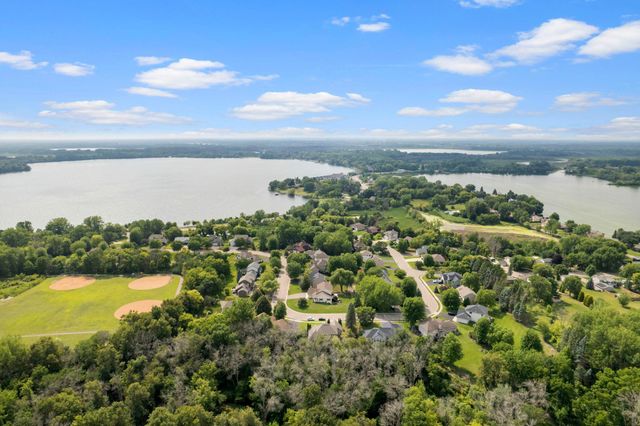 1669 Lakeland Circle, Centerville, MN 55038