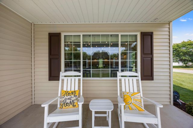 1669 Lakeland Circle, Centerville, MN 55038
