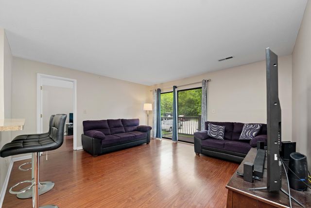 48 Woodland Hills Drive, 7, Southgate, KY 41071