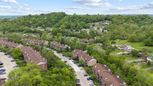 48 Woodland Hills Drive, 7, Southgate, KY 41071