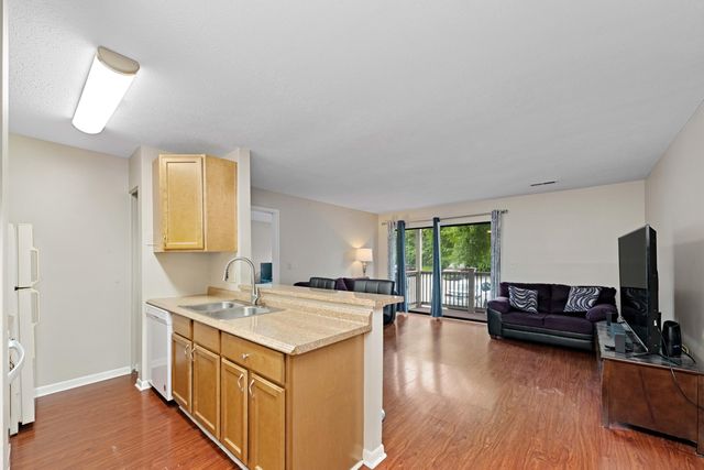 48 Woodland Hills Drive, 7, Southgate, KY 41071