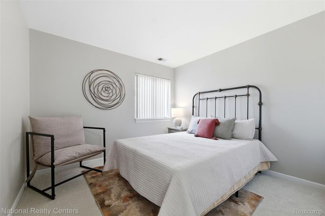 38507 Wellington Drive 3, Clinton Charter Township, MI 48036