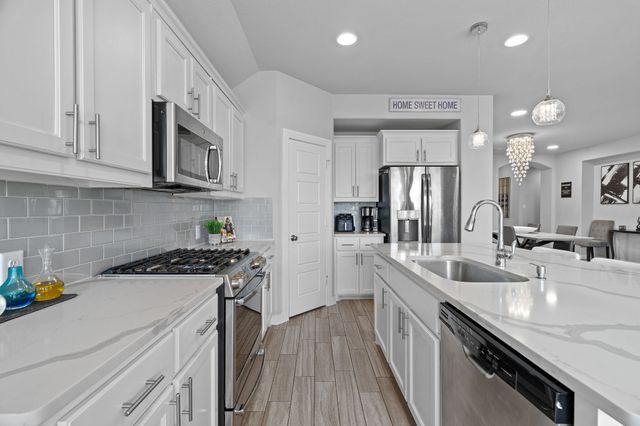 1821 Waxwing Trail, Argyle, TX 76226