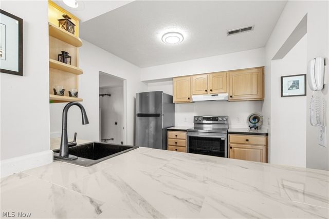 19510 Lorain Road 201, Fairview Park, OH 44126