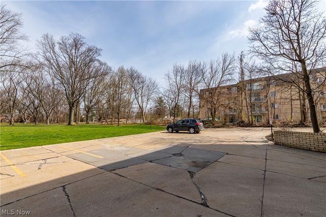 19510 Lorain Road 201, Fairview Park, OH 44126