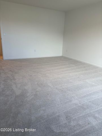 2015 Lyndon Green Cir, Lyndon, KY 40242