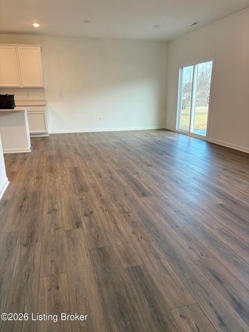 2015 Lyndon Green Cir, Lyndon, KY 40242