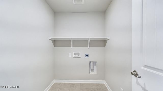 144 Lake Ridge Drive, Broussard, LA 70518
