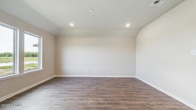 144 Lake Ridge Drive, Broussard, LA 70518