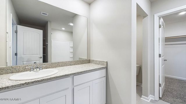 144 Lake Ridge Drive, Broussard, LA 70518