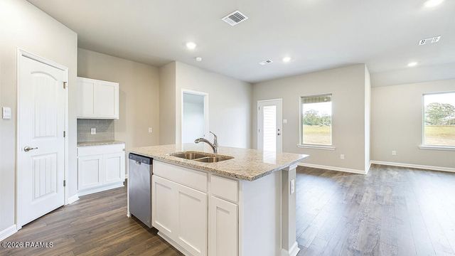 144 Lake Ridge Drive, Broussard, LA 70518