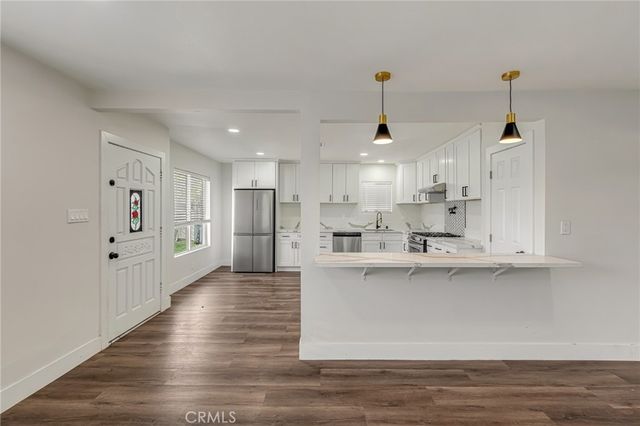 734 Massachusetts, Beaumont, CA 92223