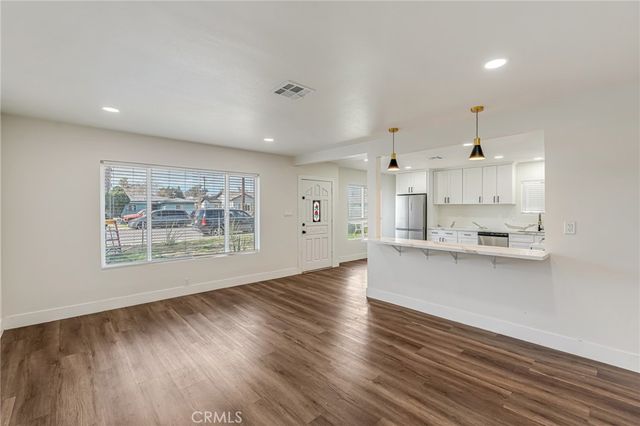 734 Massachusetts, Beaumont, CA 92223