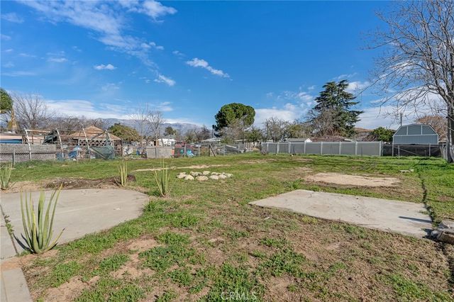734 Massachusetts, Beaumont, CA 92223